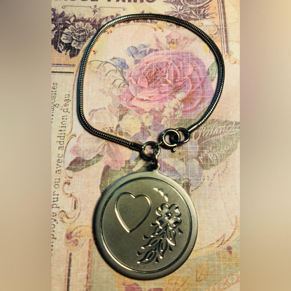 Vintage Sterling Etched Floral Heart Charm Bracelet